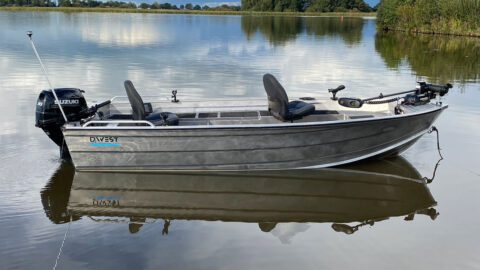 QWEST Marine RF450 aluminium visboot